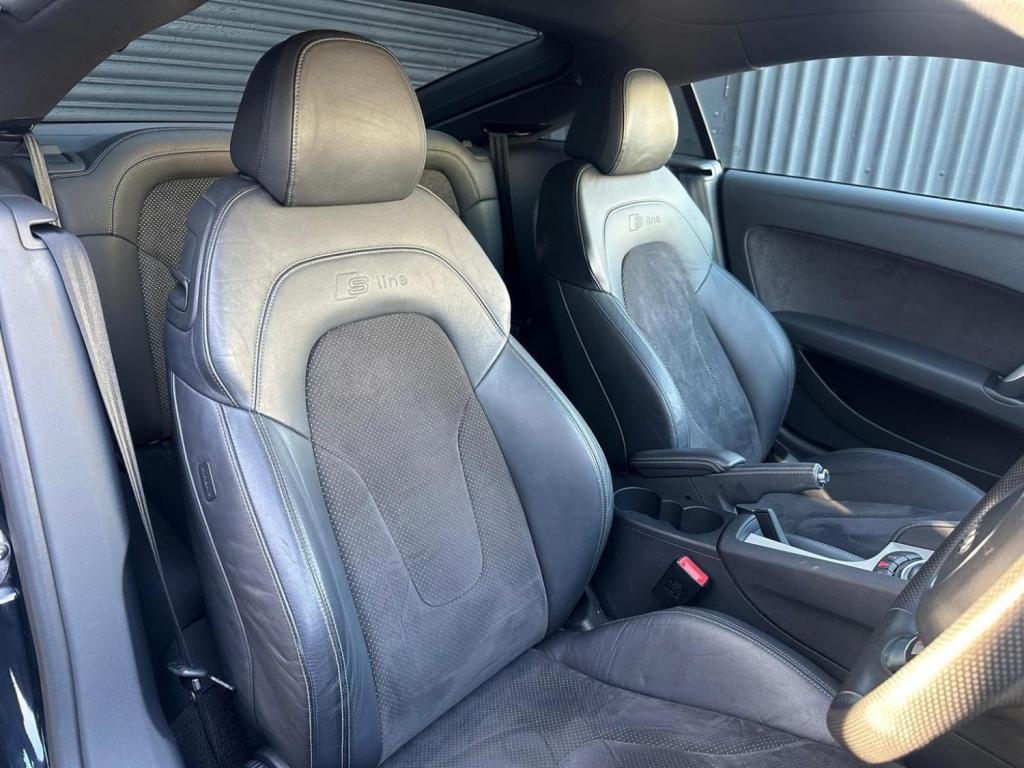 AUDI TT 2.0 TDI S line S Tronic quattro Euro 5 3dr 2013