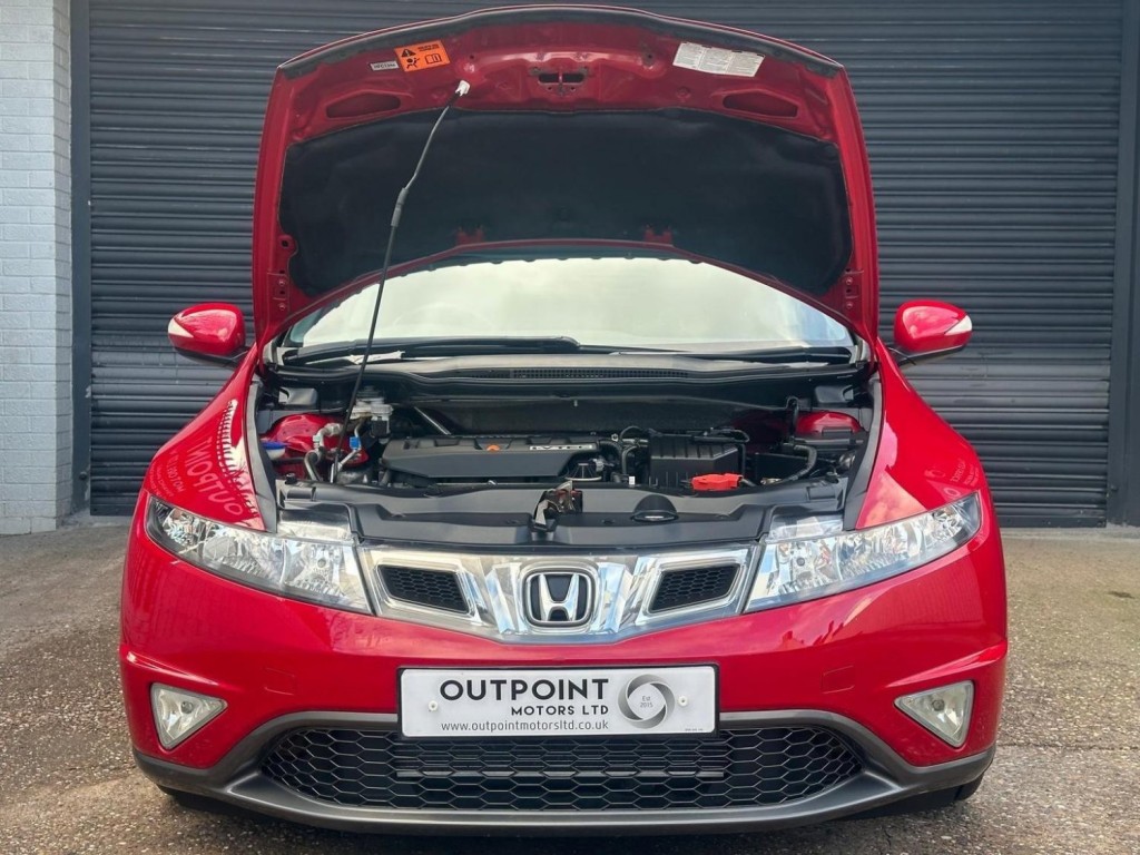 HONDA CIVIC 1.8 i-VTEC ES 5dr 2010