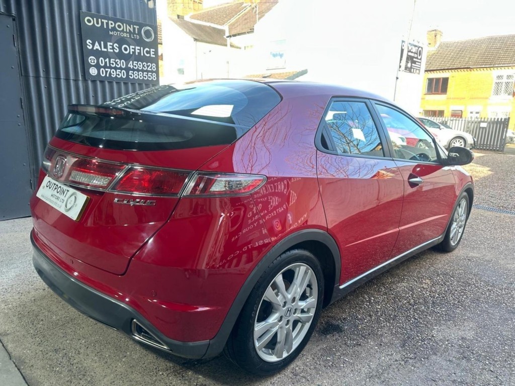 HONDA CIVIC 1.8 i-VTEC ES 5dr 2010