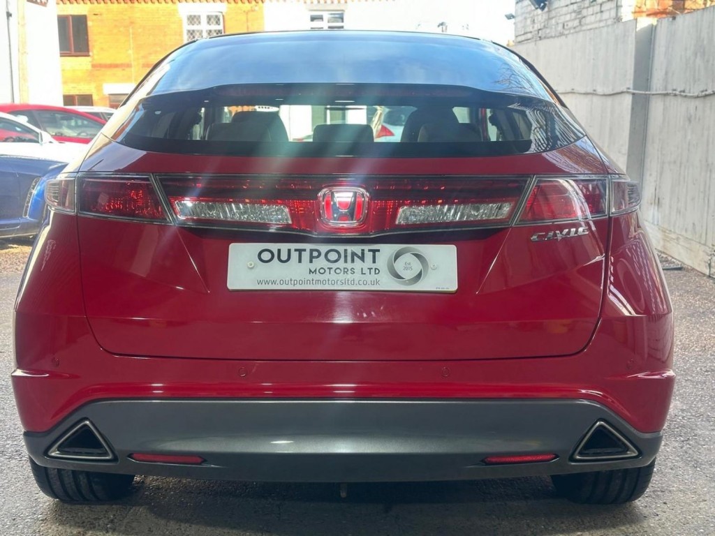 HONDA CIVIC 1.8 i-VTEC ES 5dr 2010