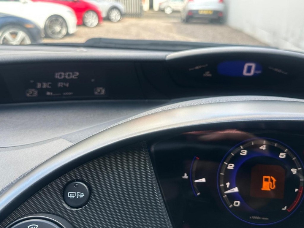 HONDA CIVIC 1.8 i-VTEC ES 5dr 2010