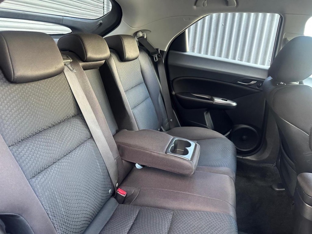 HONDA CIVIC 1.8 i-VTEC ES 5dr 2010