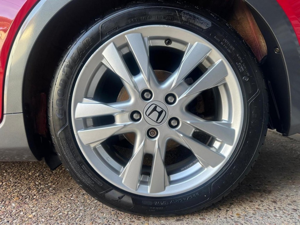 HONDA CIVIC 1.8 i-VTEC ES 5dr 2010