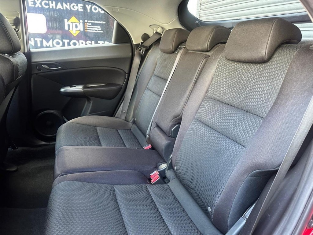 HONDA CIVIC 1.8 i-VTEC ES 5dr 2010