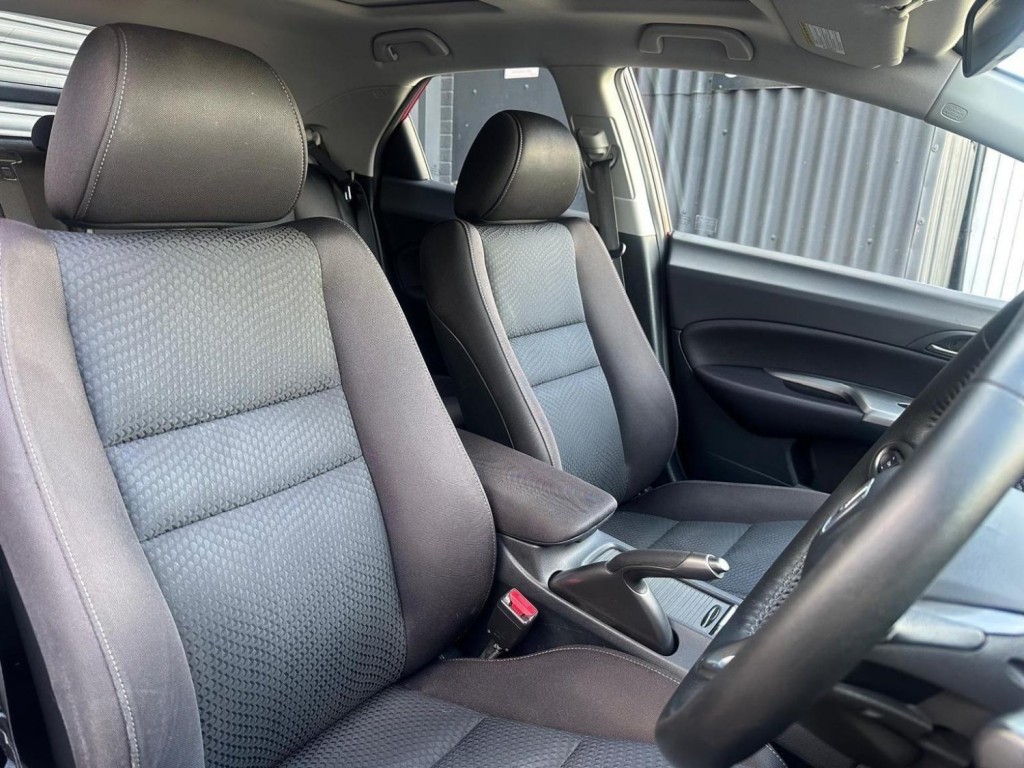 HONDA CIVIC 1.8 i-VTEC ES 5dr 2010