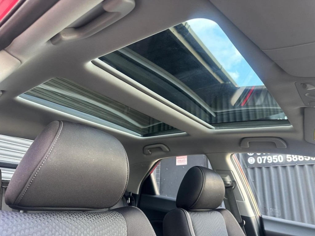 HONDA CIVIC 1.8 i-VTEC ES 5dr 2010