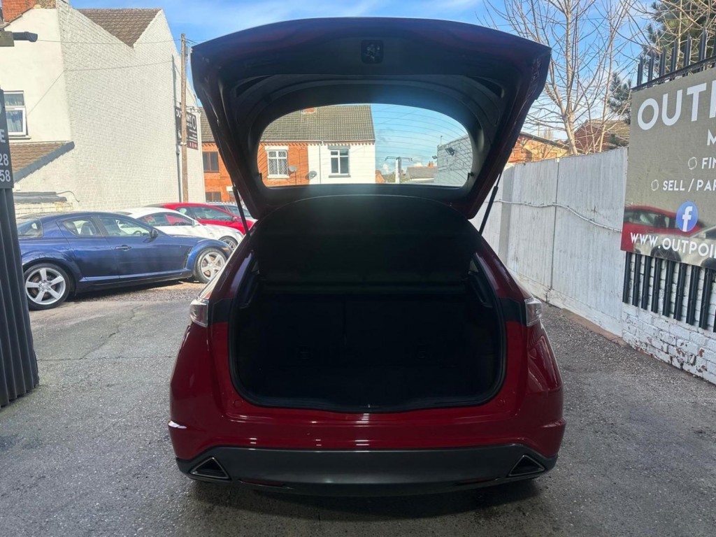 HONDA CIVIC 1.8 i-VTEC ES 5dr 2010