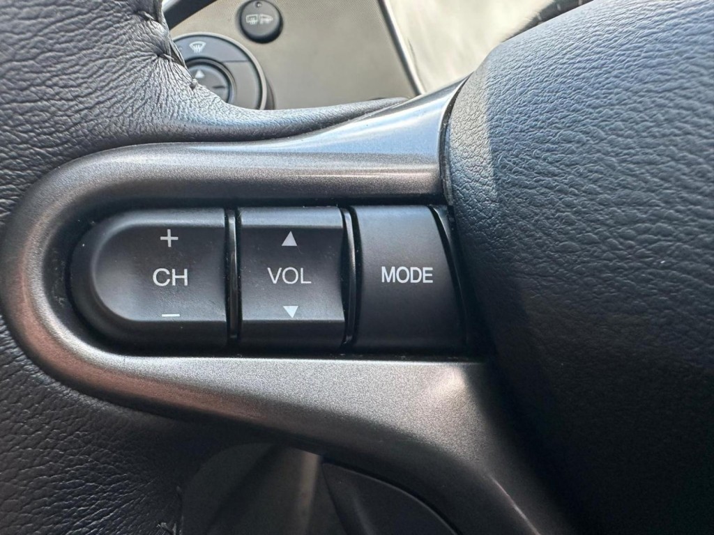 HONDA CIVIC 1.8 i-VTEC ES 5dr 2010