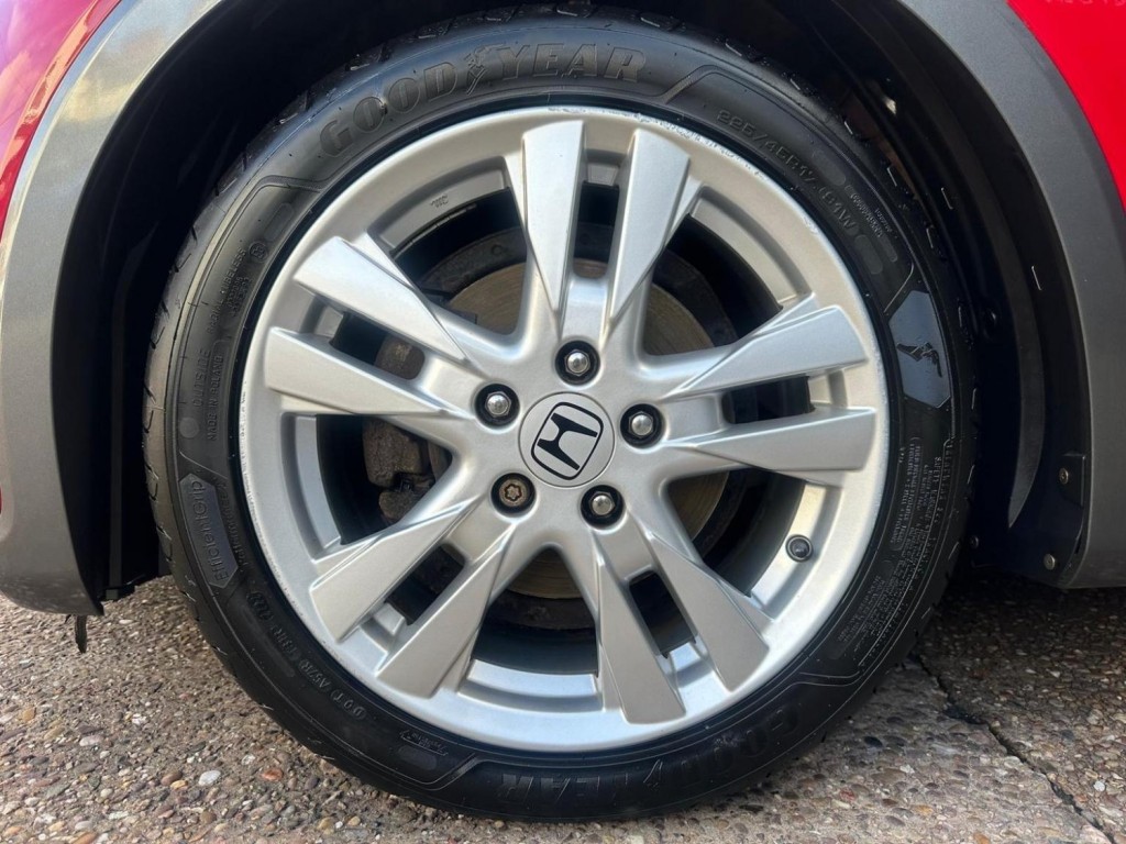 HONDA CIVIC 1.8 i-VTEC ES 5dr 2010