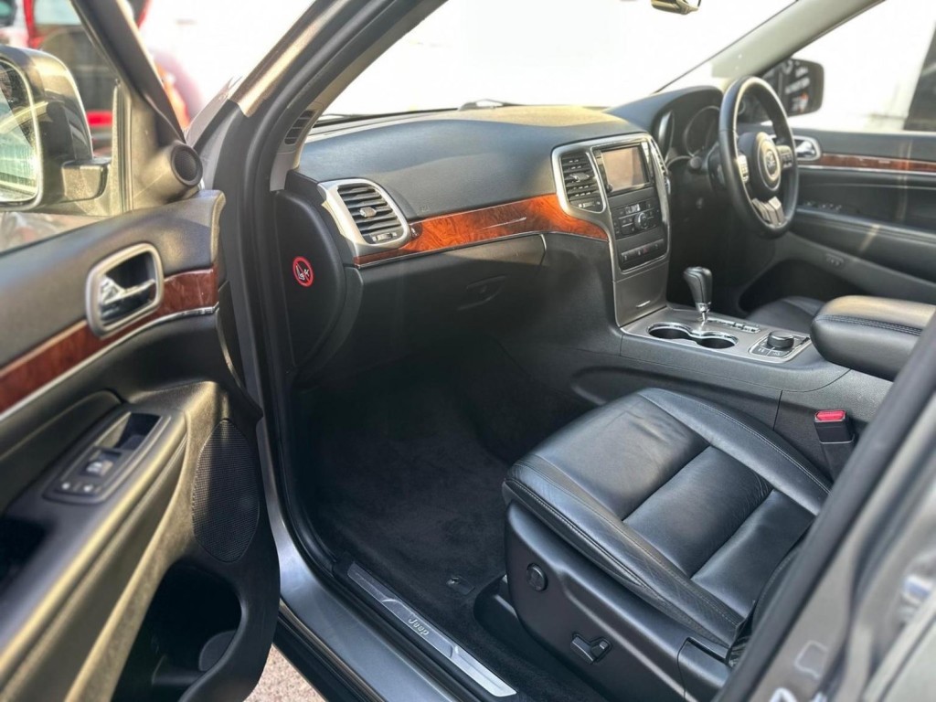 JEEP GRAND CHEROKEE 3.0 CRD Limited 4WD 5dr 2013