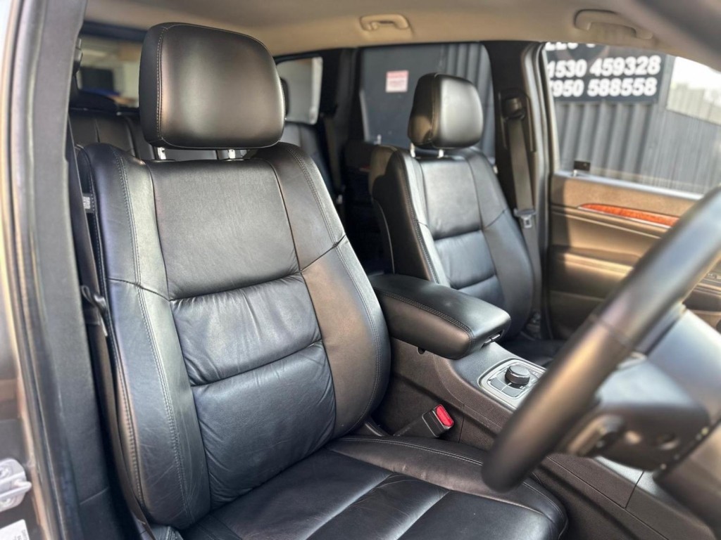 JEEP GRAND CHEROKEE 3.0 CRD Limited 4WD 5dr 2013