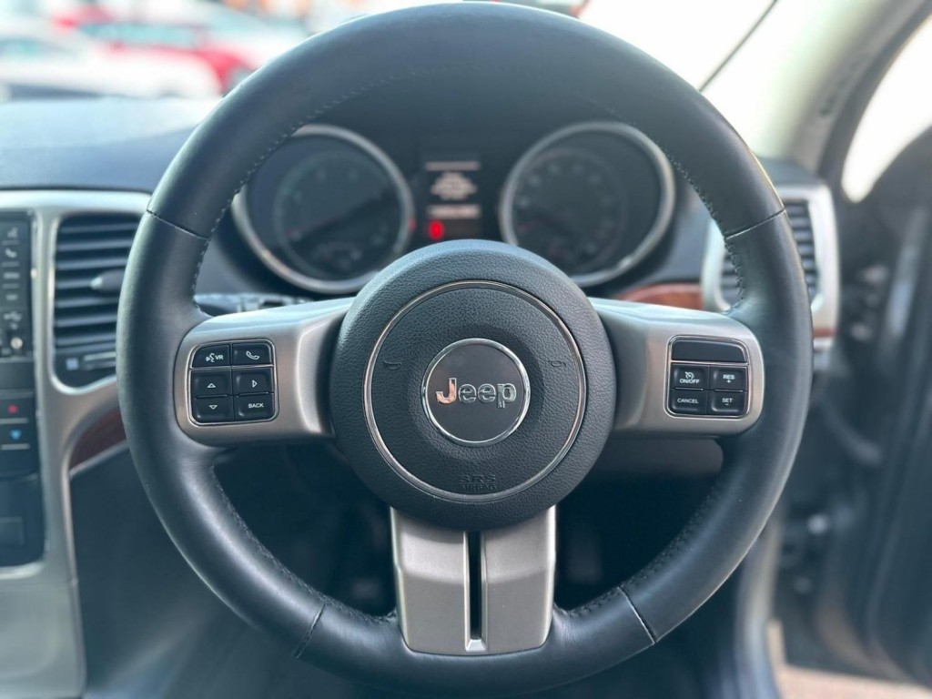 JEEP GRAND CHEROKEE 3.0 CRD Limited 4WD 5dr 2013