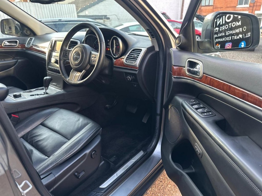 JEEP GRAND CHEROKEE 3.0 CRD Limited 4WD 5dr 2013