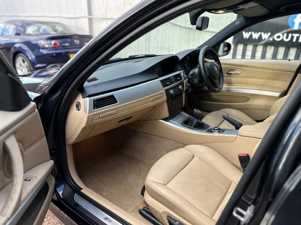 BMW 3 SERIES 2.0 318d M Sport Business Edition Euro 5 4dr 2010