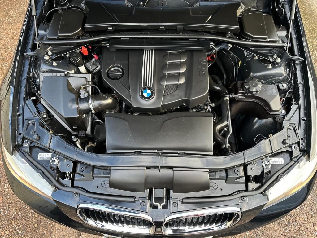 BMW 3 SERIES 2.0 318d M Sport Business Edition Euro 5 4dr 2010