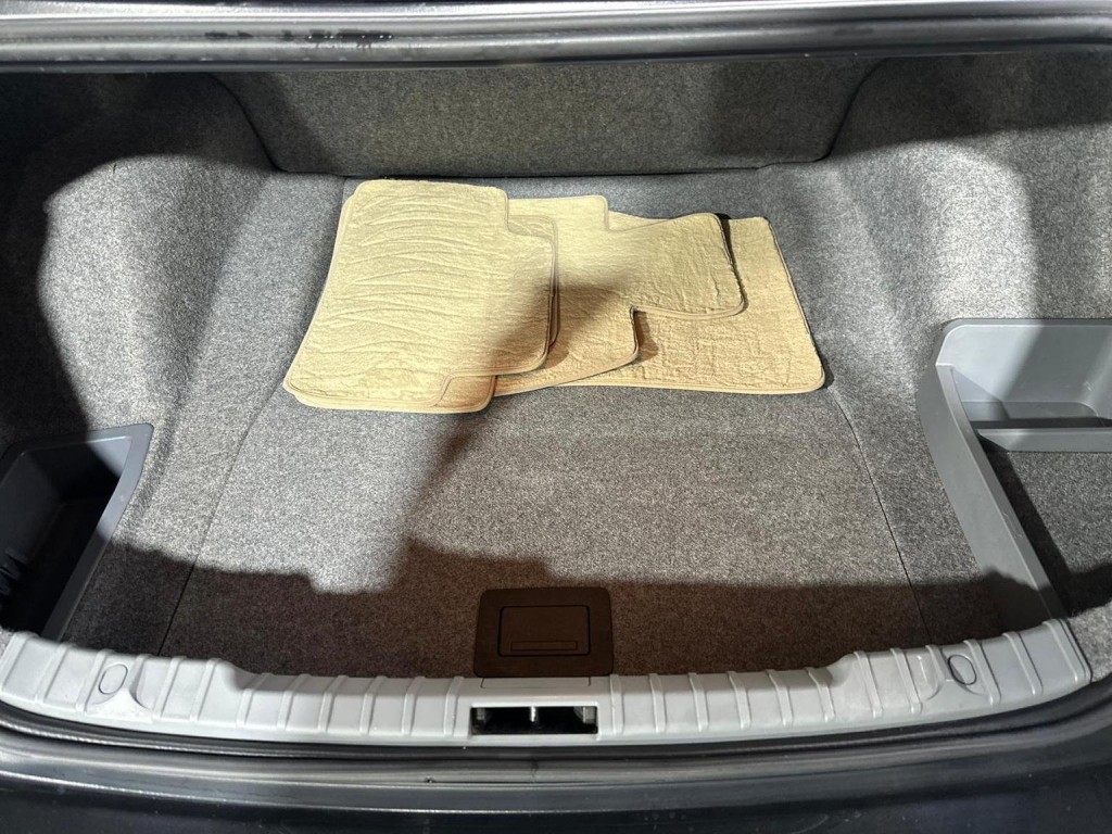 BMW 3 SERIES 2.0 318d M Sport Business Edition Euro 5 4dr 2010