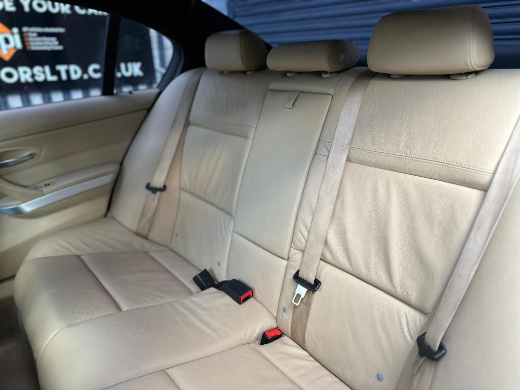 BMW 3 SERIES 2.0 318d M Sport Business Edition Euro 5 4dr 2010