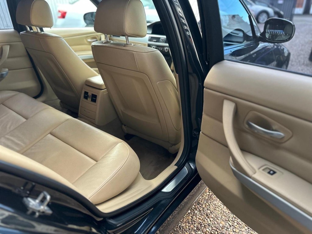 BMW 3 SERIES 2.0 318d M Sport Business Edition Euro 5 4dr 2010