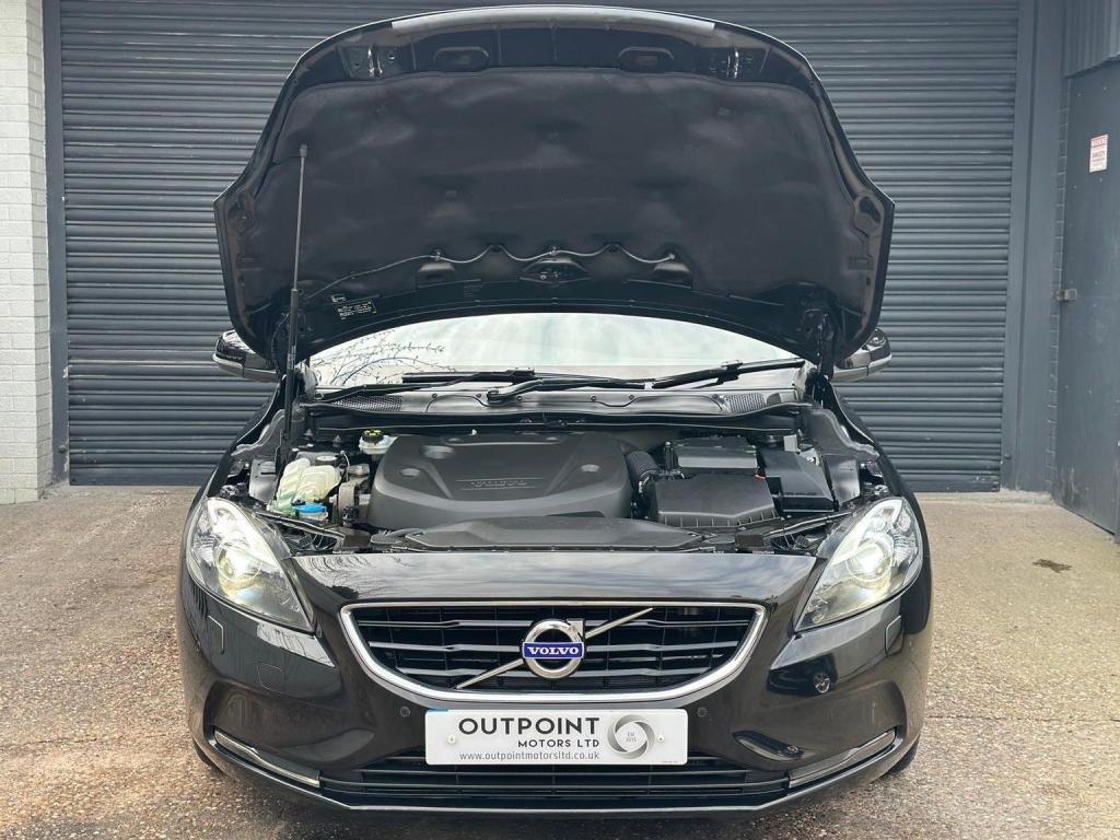 VOLVO V40 2.0 D4 SE Lux Nav Geartronic Euro 6 (s/s) 5dr 2015