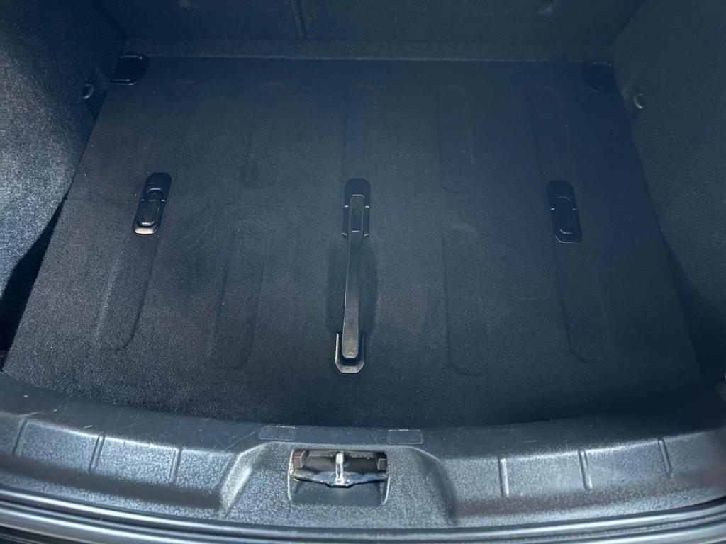 VOLVO V40 2.0 D4 SE Lux Nav Geartronic Euro 6 (s/s) 5dr 2015