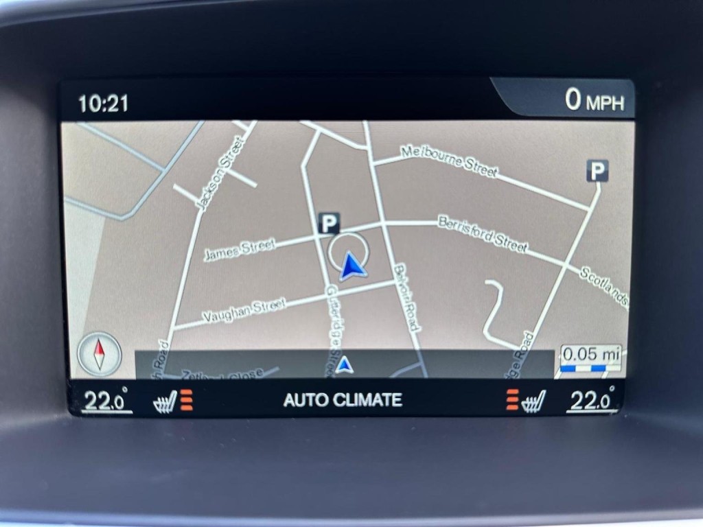 VOLVO V40 2.0 D4 SE Lux Nav Geartronic Euro 6 (s/s) 5dr 2015