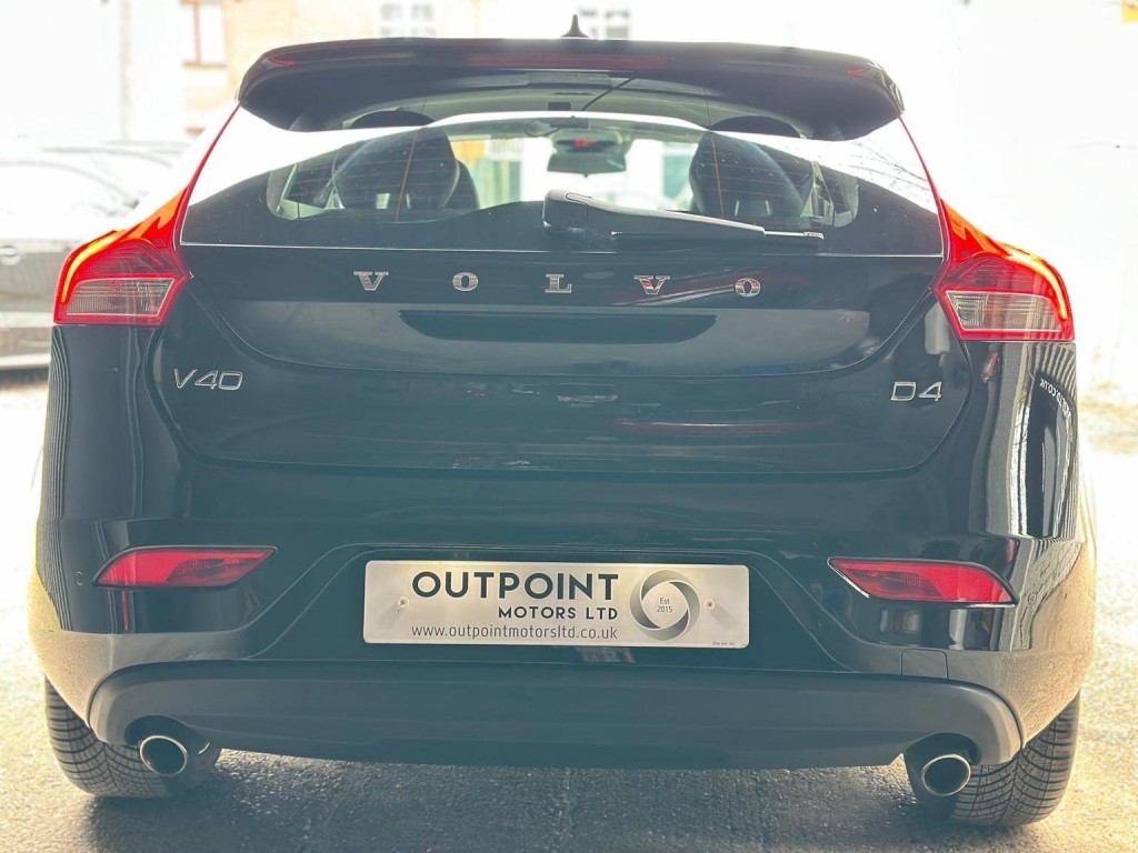 VOLVO V40 2.0 D4 SE Lux Nav Geartronic Euro 6 (s/s) 5dr 2015