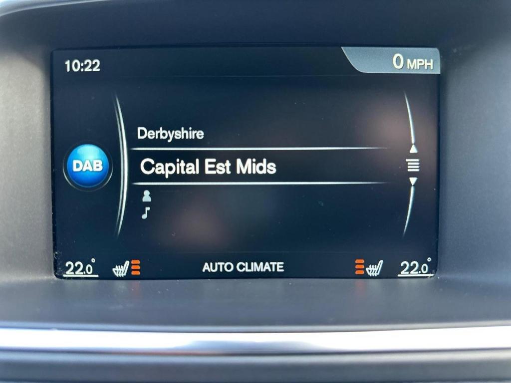 VOLVO V40 2.0 D4 SE Lux Nav Geartronic Euro 6 (s/s) 5dr 2015