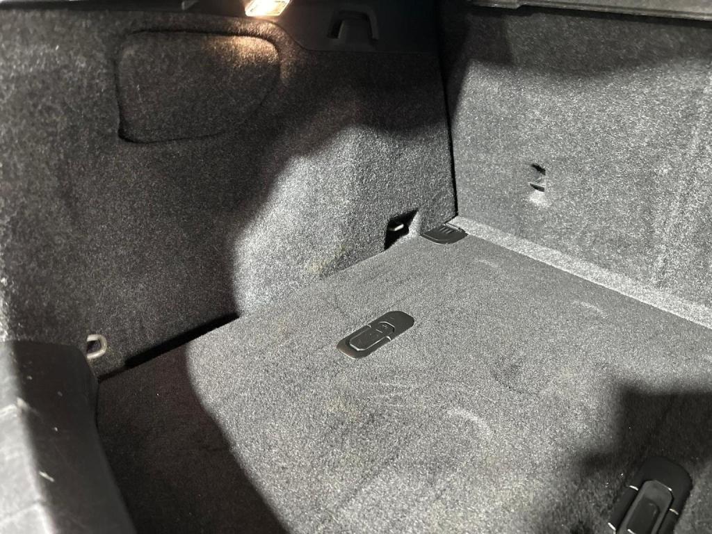 VOLVO V40 2.0 D4 SE Lux Nav Geartronic Euro 6 (s/s) 5dr 2015