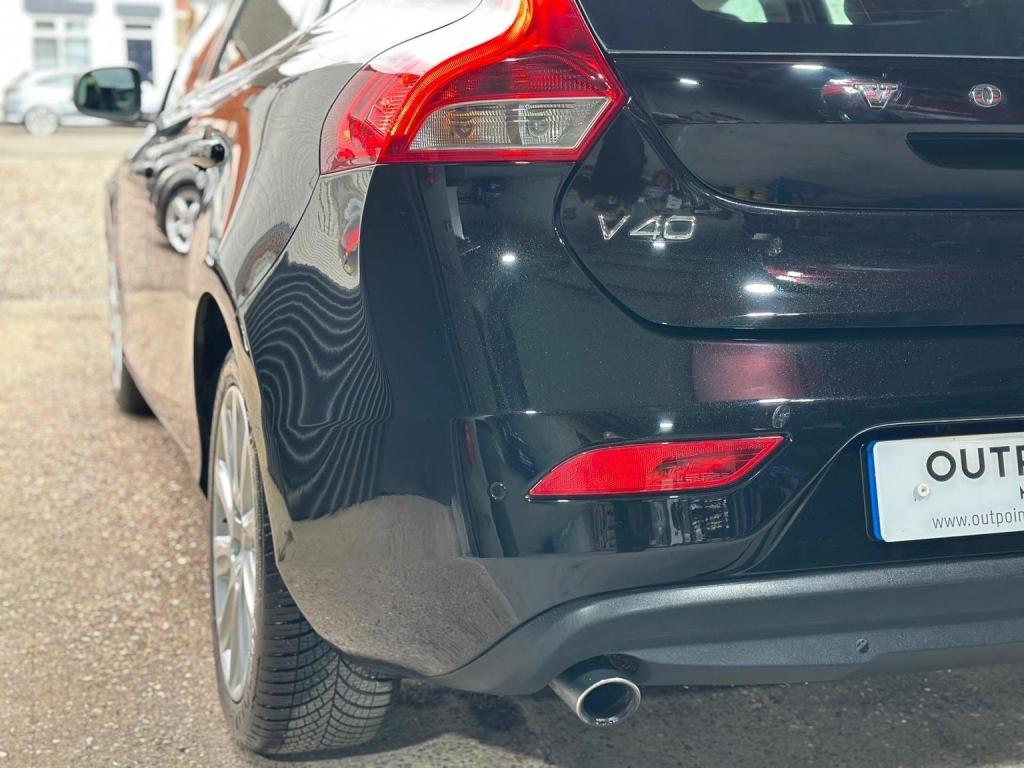 VOLVO V40 2.0 D4 SE Lux Nav Geartronic Euro 6 (s/s) 5dr 2015