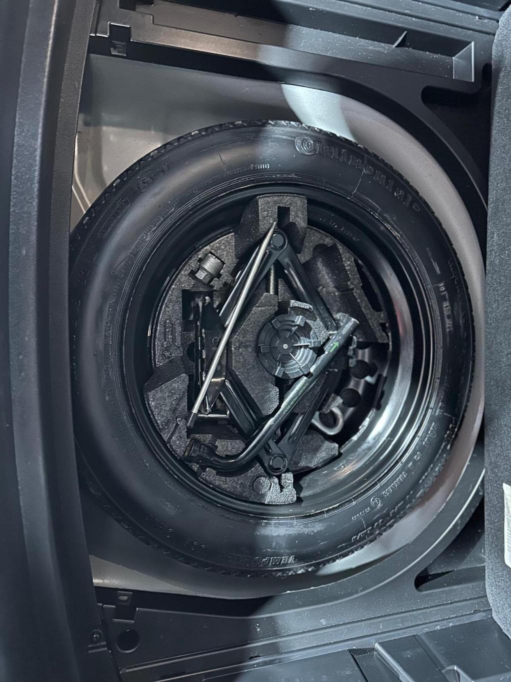 VOLVO V40 2.0 D4 SE Lux Nav Geartronic Euro 6 (s/s) 5dr 2015