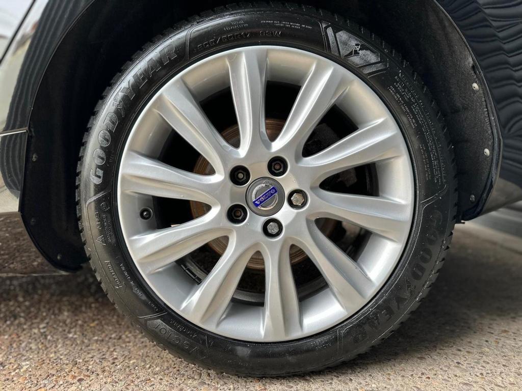 VOLVO V40 2.0 D4 SE Lux Nav Geartronic Euro 6 (s/s) 5dr 2015