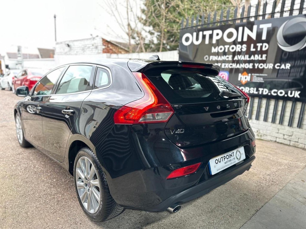 VOLVO V40 2.0 D4 SE Lux Nav Geartronic Euro 6 (s/s) 5dr 2015