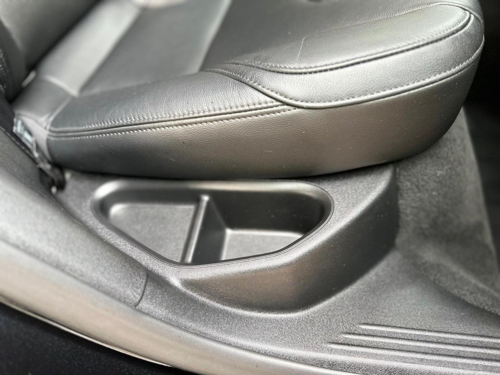 VOLVO V40 2.0 D4 SE Lux Nav Geartronic Euro 6 (s/s) 5dr 2015