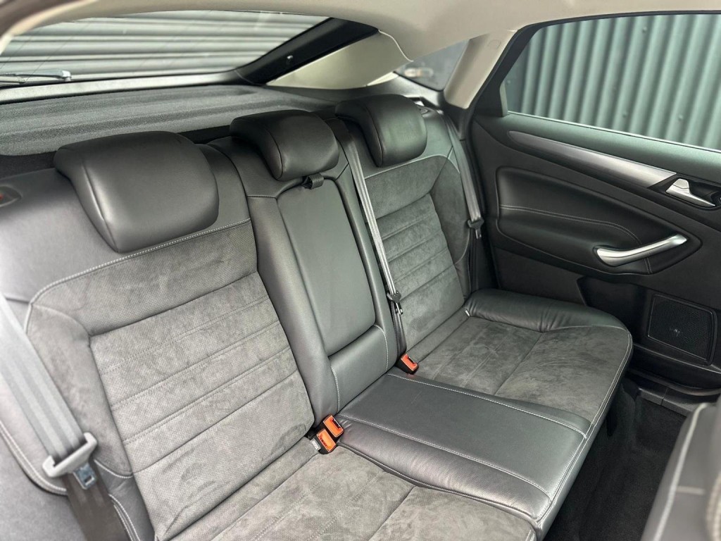 FORD MONDEO 2.2 TDCi Titanium X Euro 5 5dr 2012