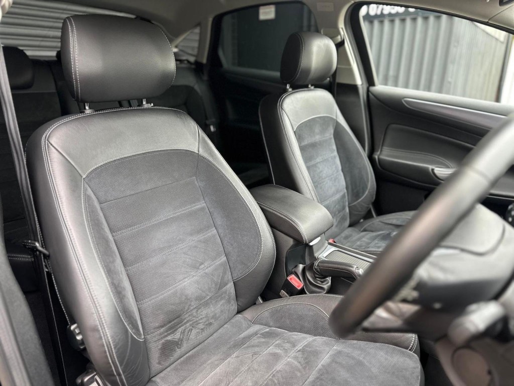 FORD MONDEO 2.2 TDCi Titanium X Euro 5 5dr 2012