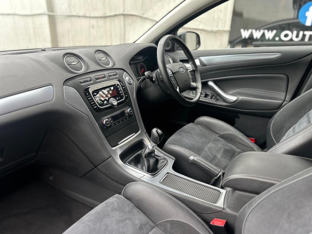 FORD MONDEO 2.2 TDCi Titanium X Euro 5 5dr 2012