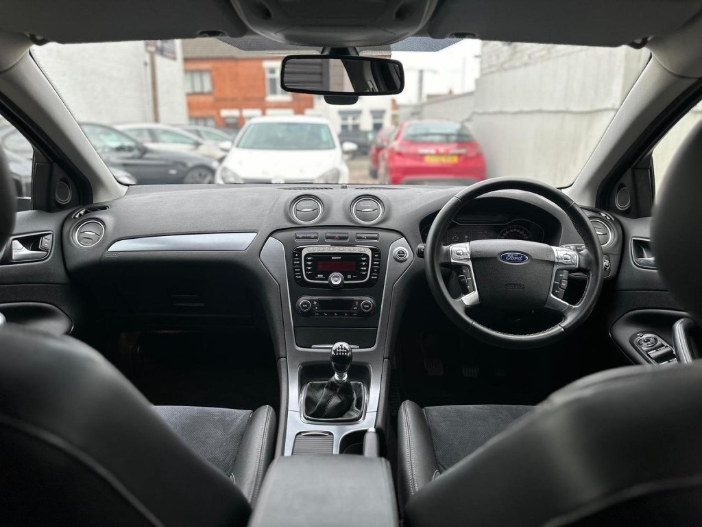 FORD MONDEO 2.2 TDCi Titanium X Euro 5 5dr 2012