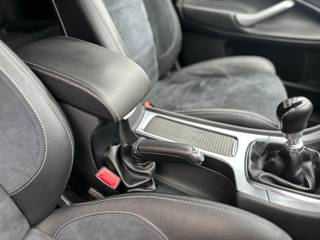 FORD MONDEO 2.2 TDCi Titanium X Euro 5 5dr 2012