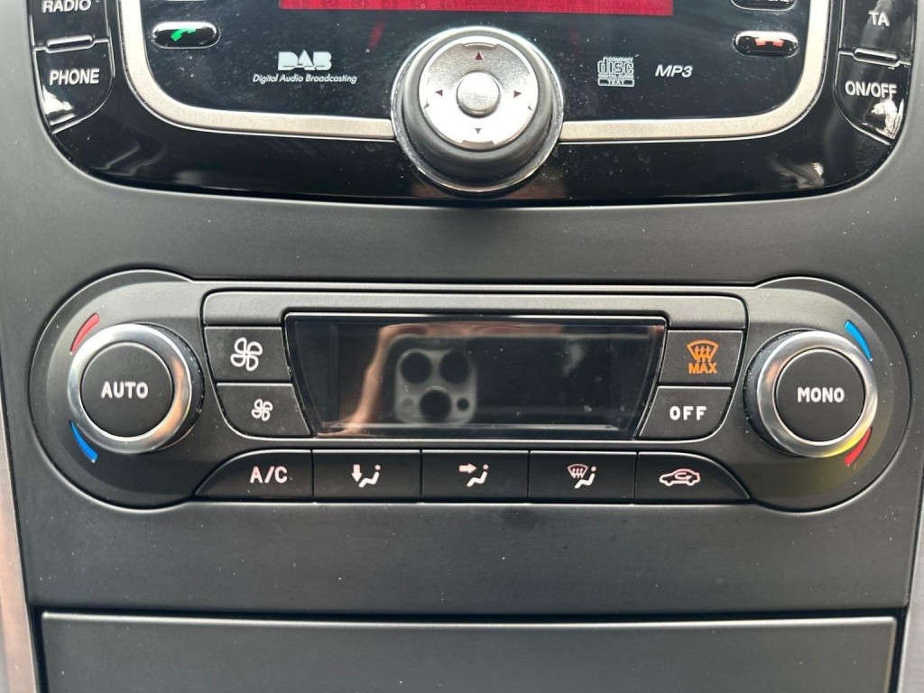 FORD MONDEO 2.2 TDCi Titanium X Euro 5 5dr 2012