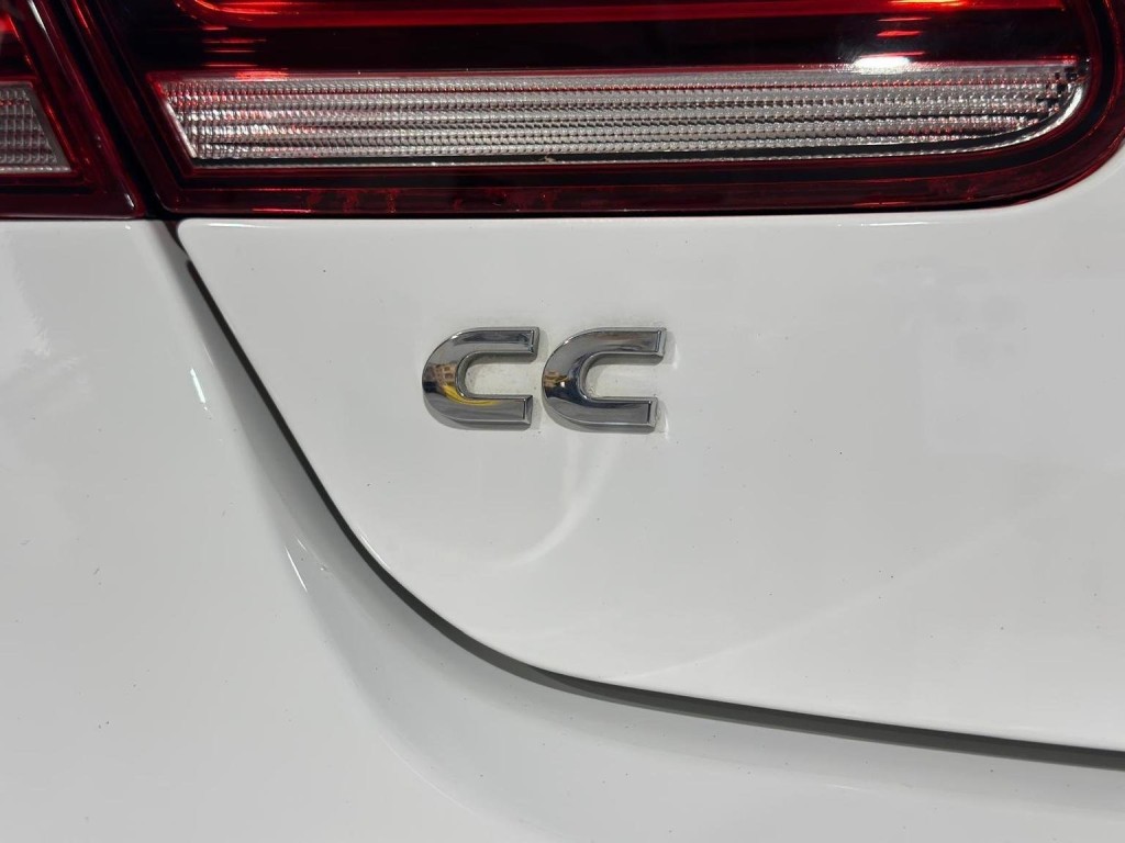 VOLKSWAGEN CC 2.0 TDI BlueMotion Tech R-Line DSG Euro 5 (s/s) 4dr 2014