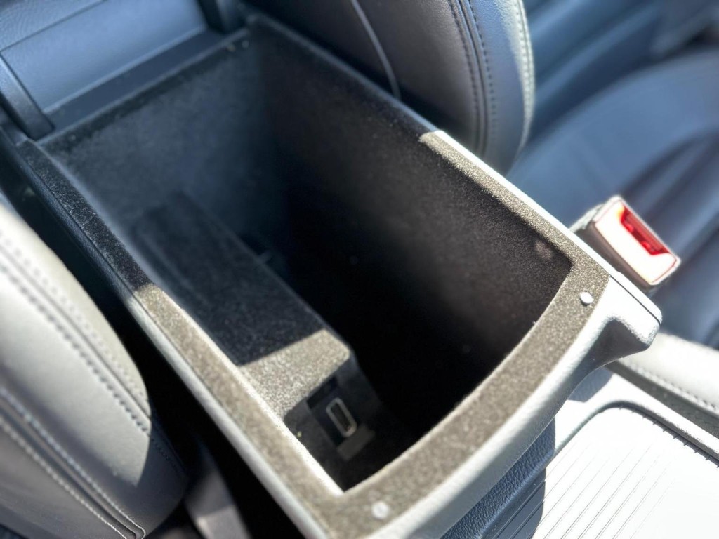 VOLKSWAGEN CC 2.0 TDI BlueMotion Tech R-Line DSG Euro 5 (s/s) 4dr 2014