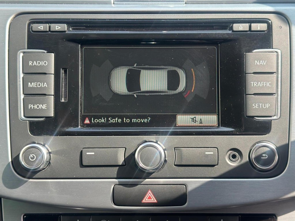 VOLKSWAGEN CC 2.0 TDI BlueMotion Tech R-Line DSG Euro 5 (s/s) 4dr 2014