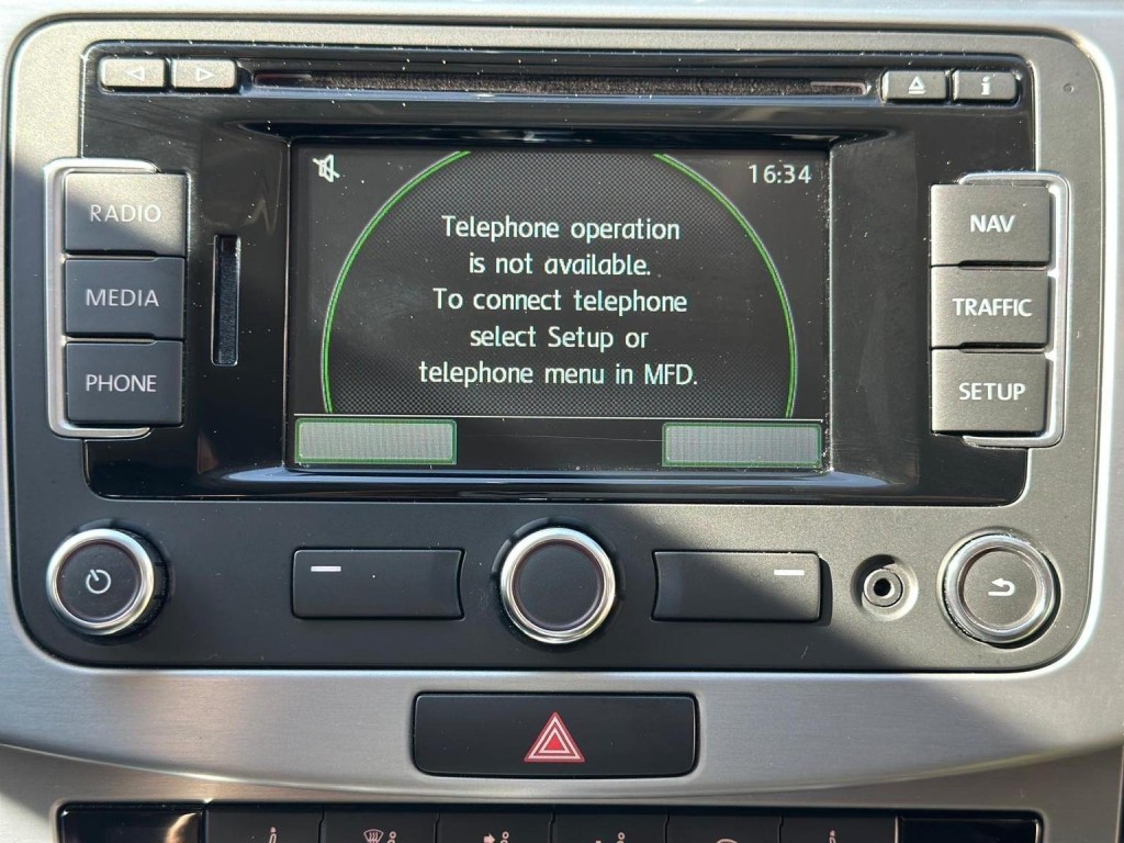 VOLKSWAGEN CC 2.0 TDI BlueMotion Tech R-Line DSG Euro 5 (s/s) 4dr 2014