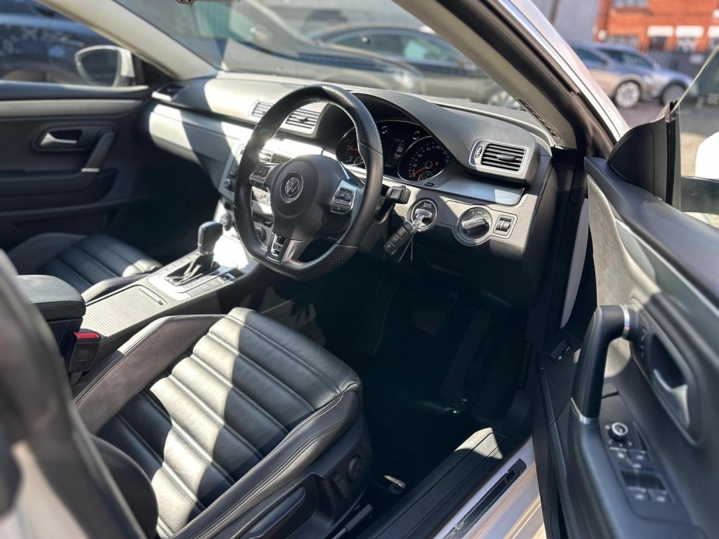 VOLKSWAGEN CC 2.0 TDI BlueMotion Tech R-Line DSG Euro 5 (s/s) 4dr 2014