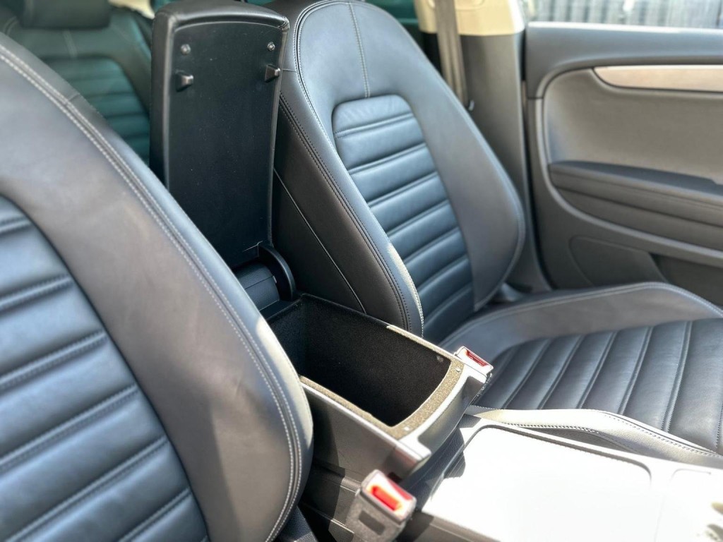 VOLKSWAGEN CC 2.0 TDI BlueMotion Tech R-Line DSG Euro 5 (s/s) 4dr 2014