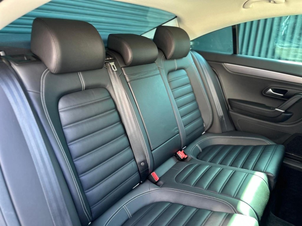 VOLKSWAGEN CC 2.0 TDI BlueMotion Tech R-Line DSG Euro 5 (s/s) 4dr 2014