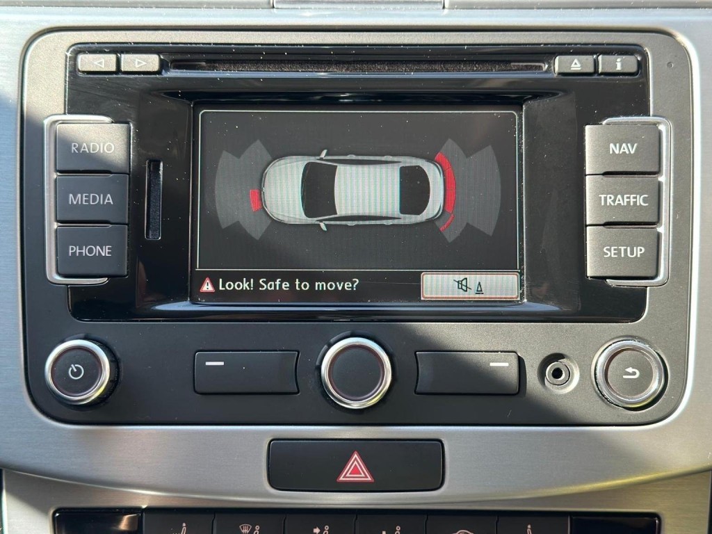 VOLKSWAGEN CC 2.0 TDI BlueMotion Tech R-Line DSG Euro 5 (s/s) 4dr 2014