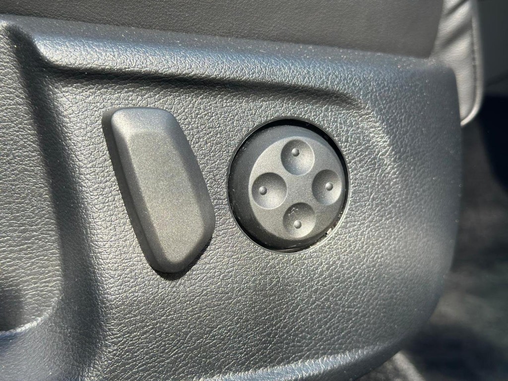 VOLKSWAGEN CC 2.0 TDI BlueMotion Tech R-Line DSG Euro 5 (s/s) 4dr 2014