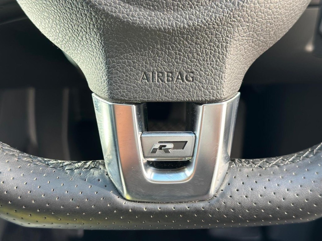 VOLKSWAGEN CC 2.0 TDI BlueMotion Tech R-Line DSG Euro 5 (s/s) 4dr 2014