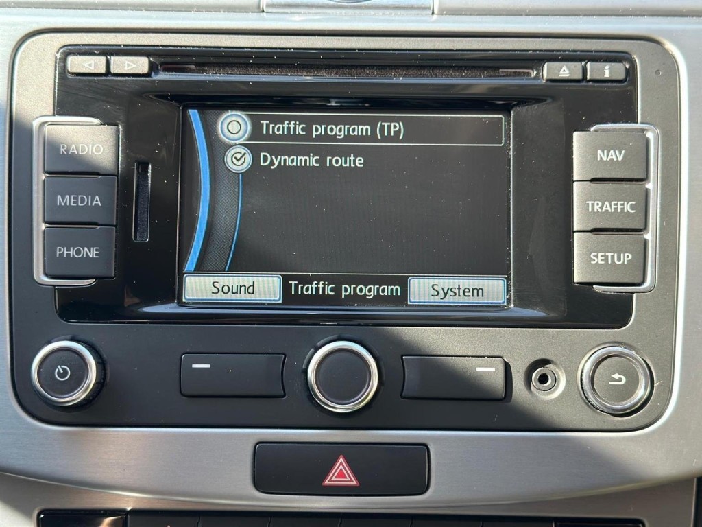 VOLKSWAGEN CC 2.0 TDI BlueMotion Tech R-Line DSG Euro 5 (s/s) 4dr 2014